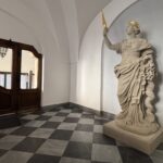 Kašna Parnas a socha Evropy: replika září na Zelňáku, originál chrání radnice